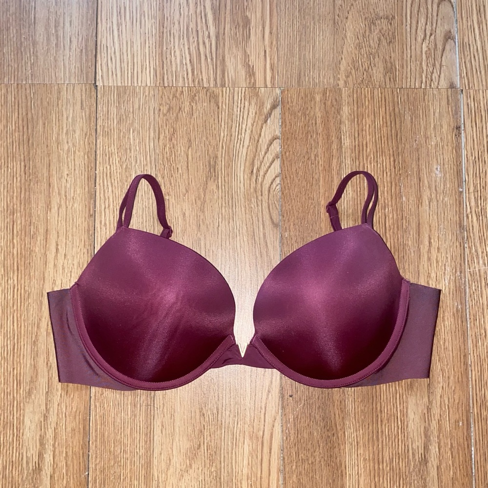 Victoria's Secret Push Up Bra 34DD